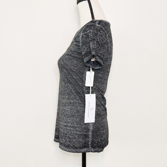 🌸NWT Threads 4 Thought V-Neck Tee - Picture 3 of 5